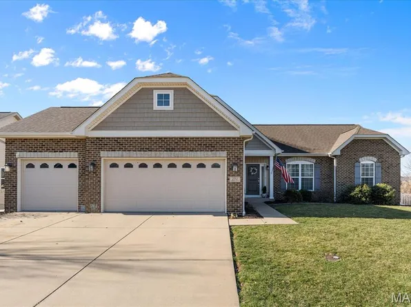 2712 Ambridge Dr, Shiloh, IL 62221