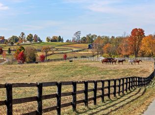 1900 Woodlake Rd, Stamping Ground, KY 40379