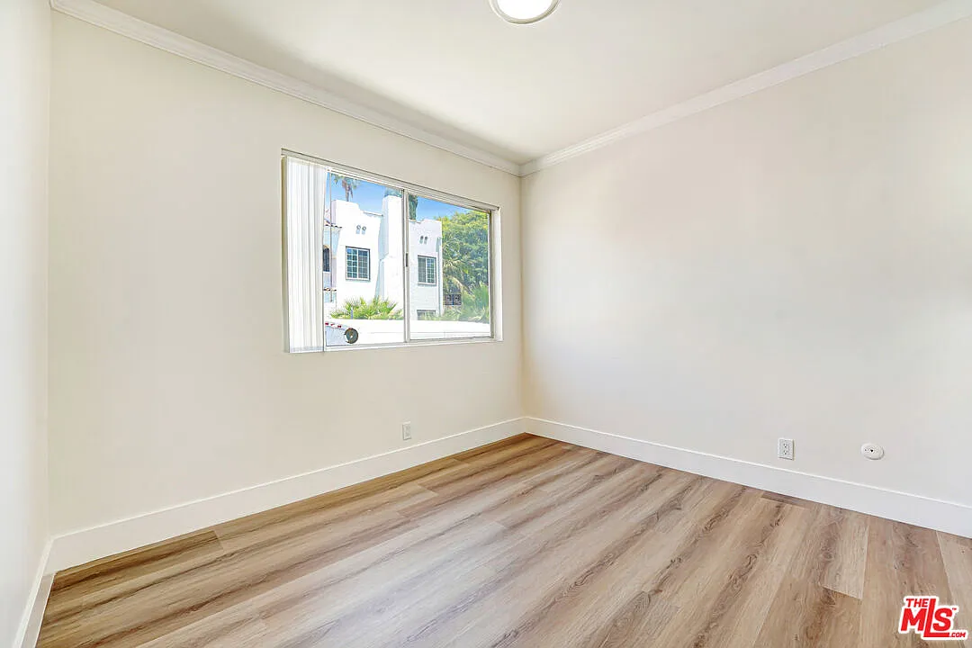 2 bed, 2.0 bath, $2,995 — Photo 3