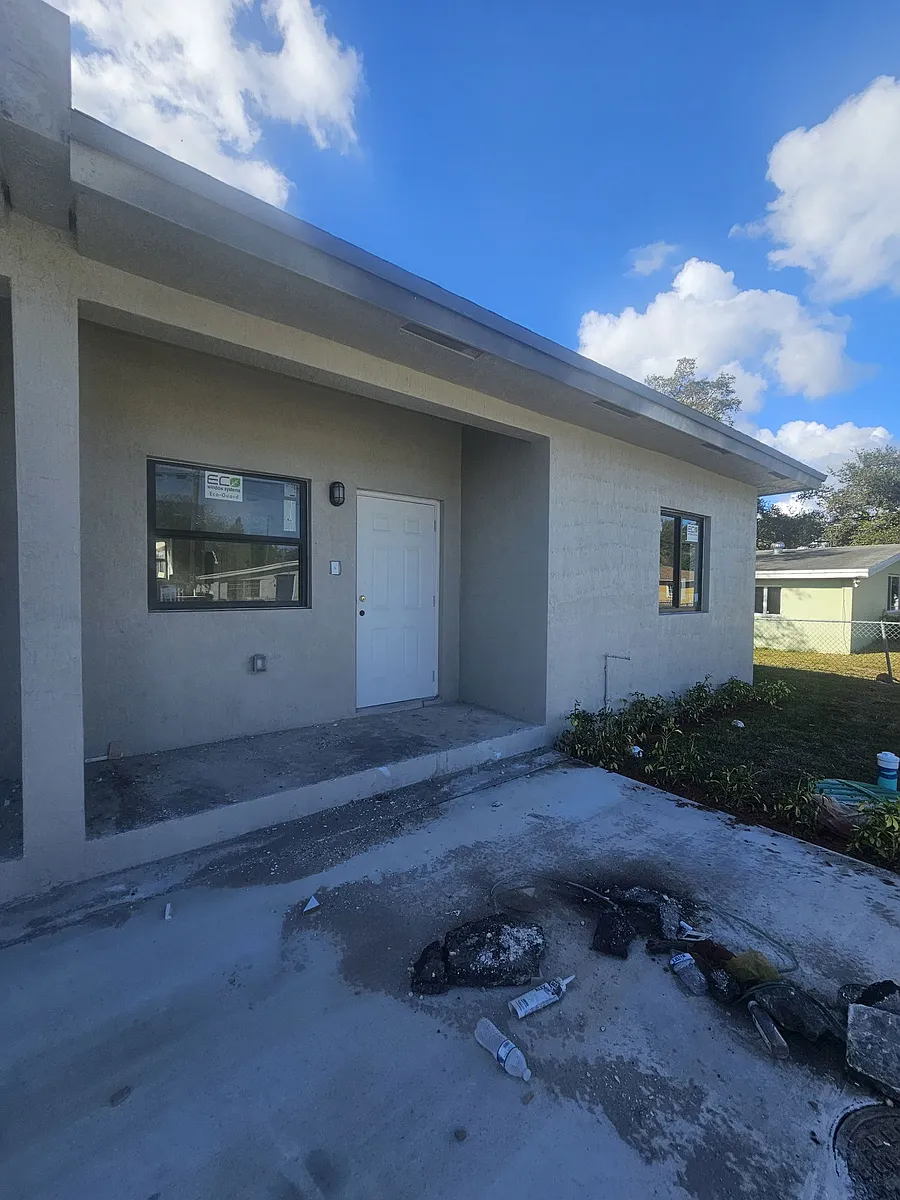 Building Photo - 8048 NW 14th Ct
