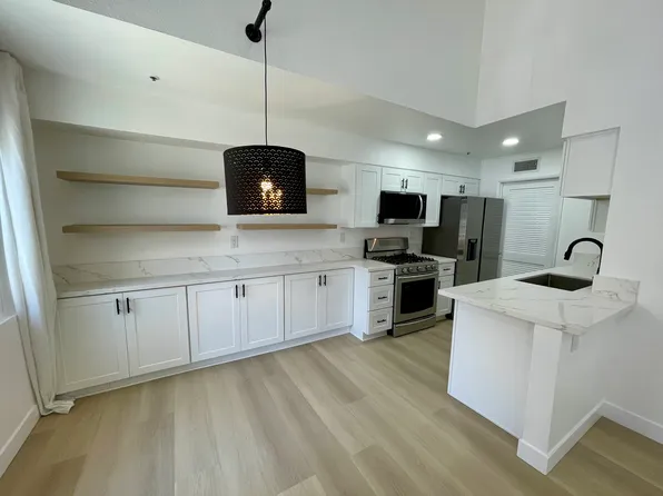 4111 Carol Dr Unit E, Fullerton, CA 92833