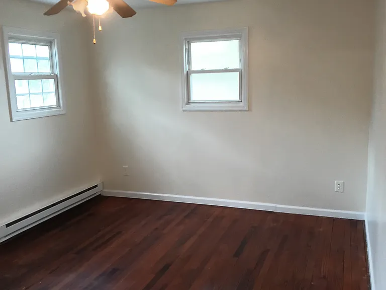 27 Cottage St #3 — Photo 8
