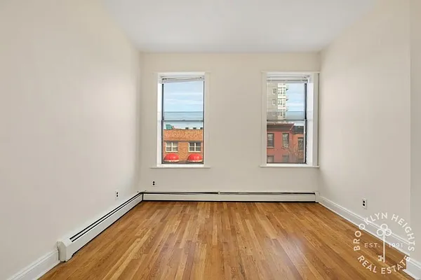 Rented by Brooklyn Heights Real Estate Inc | media 10