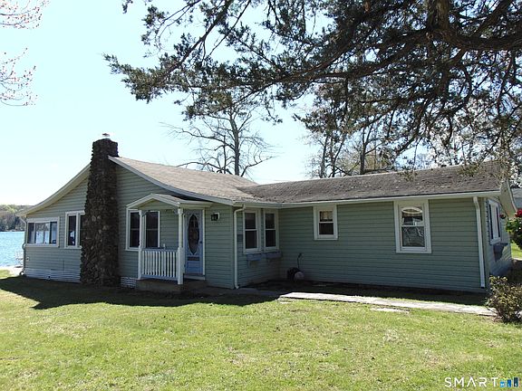 2nd image of 204 Lake Shore Dr