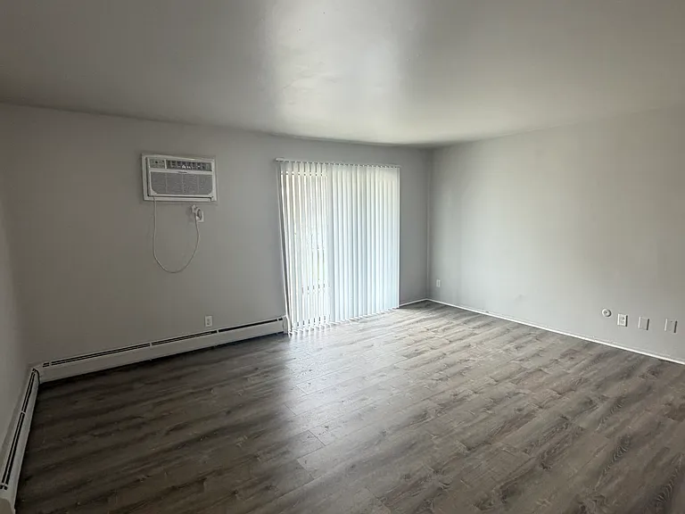Juniper Square — Photo 34