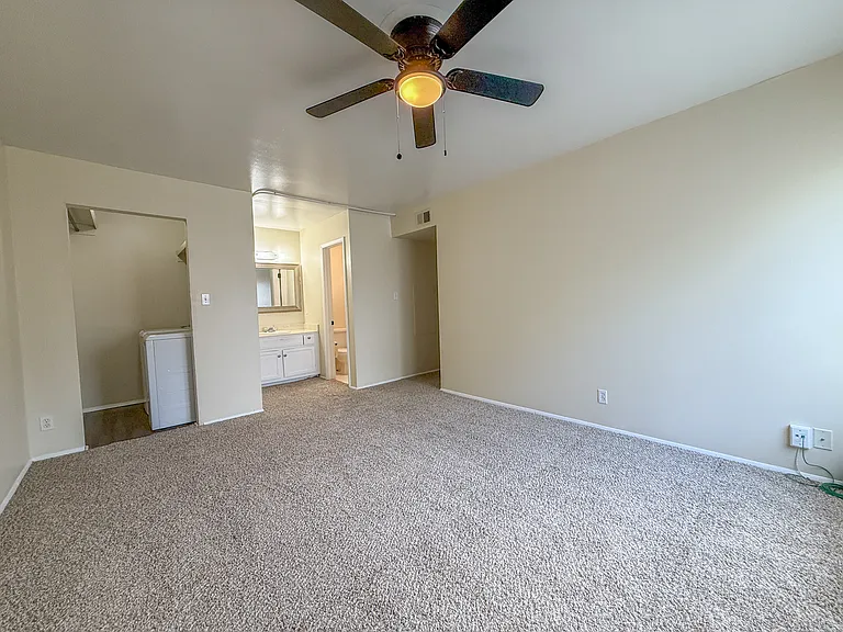 7321 S Yale Ave #219 — Photo 16