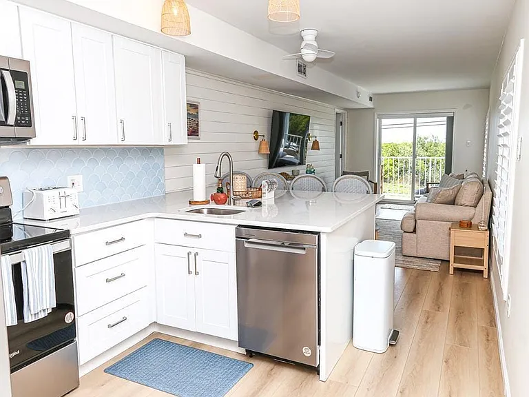 3901 Ocean Ave #1 — Photo 9