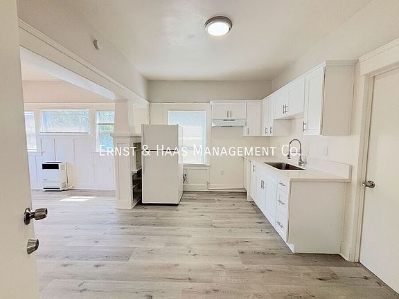 2nd image of 425 Daisy Ave APT 1