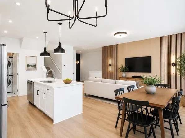 8371 202b St #73, Langley, BC V2Y 4K6