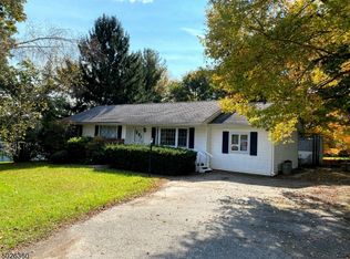 101 Sunnyview Ave W, Hackettstown, NJ 07840