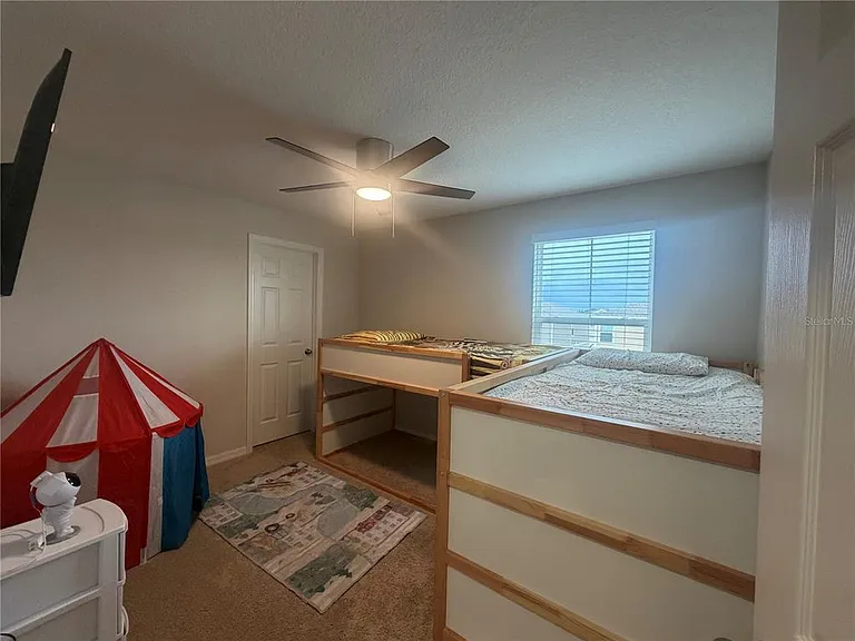 1352 Derry Ave — Photo 5