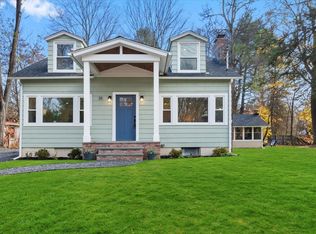 35 Benner Rd, Red Hook, NY 12571