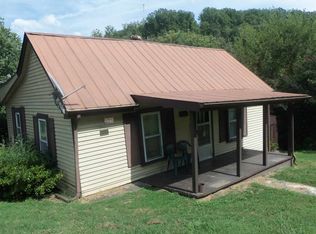 135 Tabor St, Newport, TN 37821