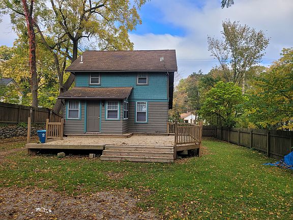 3rd image of 1323 W North St