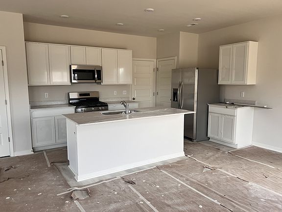 5th image of 2296 Robert Gwynne Dr Lot 98