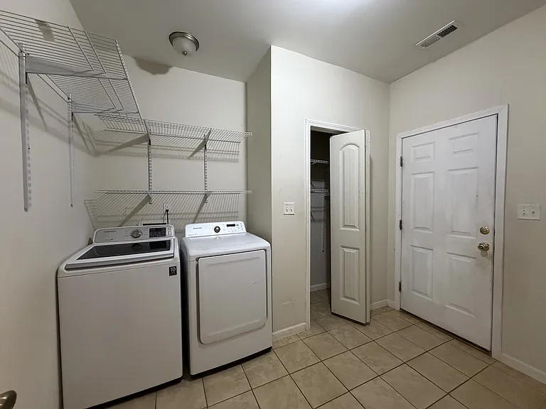 2501 Burkholder Rd — Photo 27