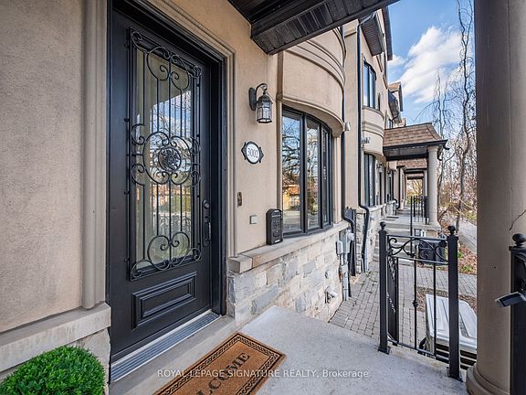 4th image of 3002 Bayview Ave