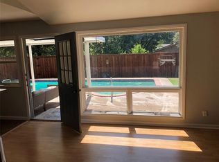 921 Meadow View Dr, Richardson, TX 75080