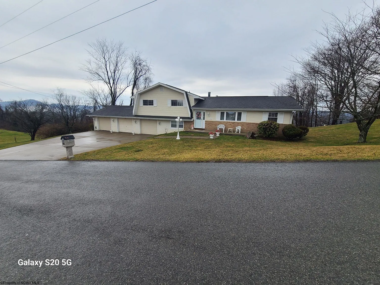 1804 Martha Ave photo 1