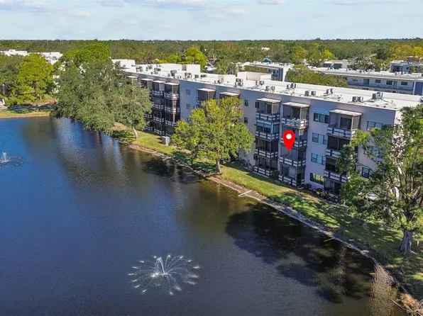 5980 80th St N Unit 204, Saint Petersburg, FL 33709