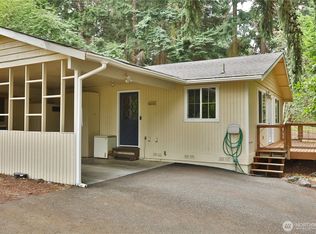 6255 Bayview Road, Clinton, WA 98236