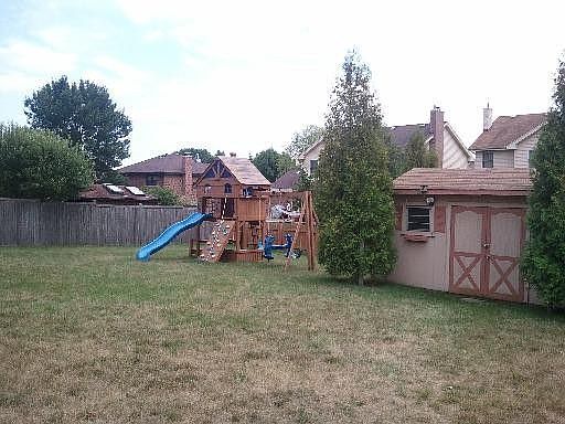 2nd image of 1817 Eaton Dr