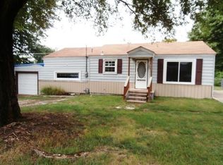 1105 W Kerr St, Springfield, MO 65803