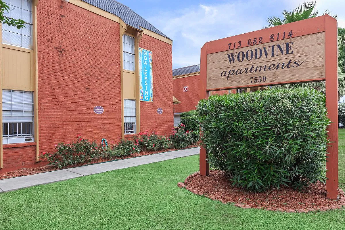 Woodvine Apartments — Photo 4
