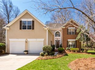 8709 Sheltonham Way, Charlotte, NC 28216