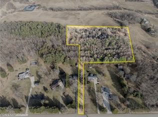 Pleasant Valley Rd NE, New Philadelphia, OH 44663
