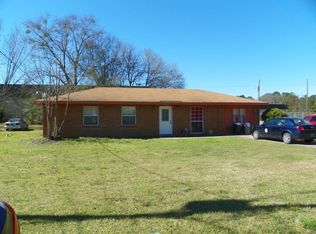 402 Nancy Ross Dr, Eufaula, AL 36027