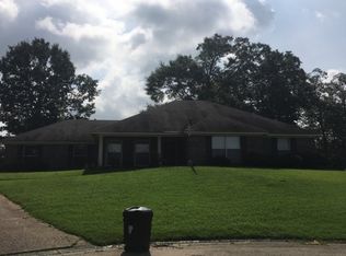 310 Pineneedle Dr, Brandon, MS 39047