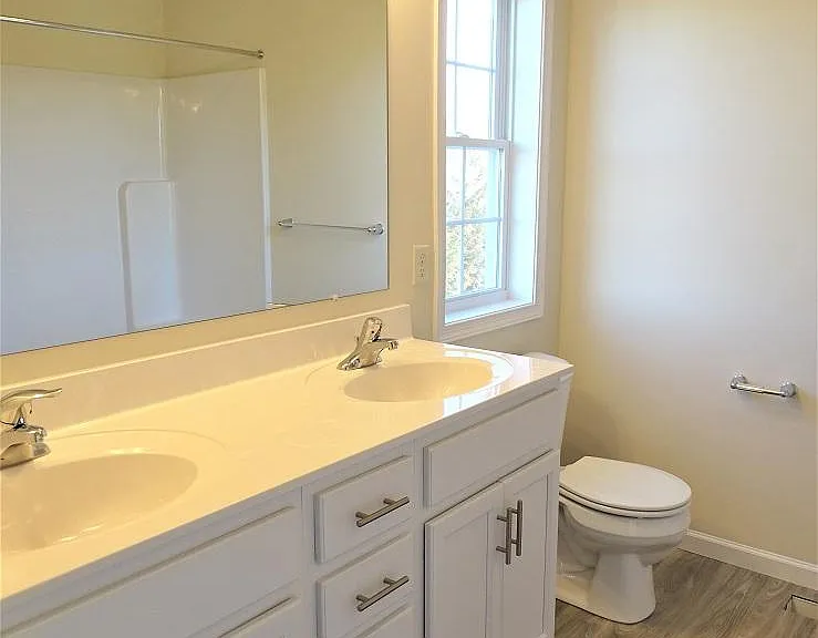349 Cedar Holw — Photo 13