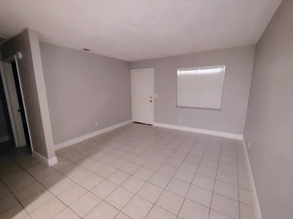 8204 N 11th St APT A, Tampa, FL 33604