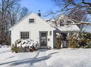 122 Beech St, Lowell, MA 01850