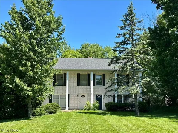 2933-2937 Cannon Rd, Twinsburg, OH 44087