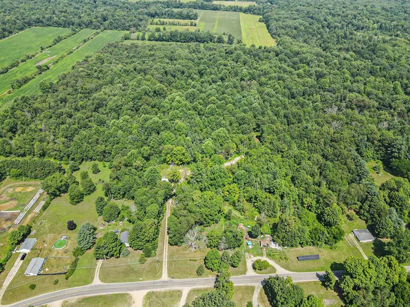 32710 County Road 669, Lawton, MI 49065