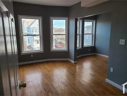 167 Lee Ave — Photo 3