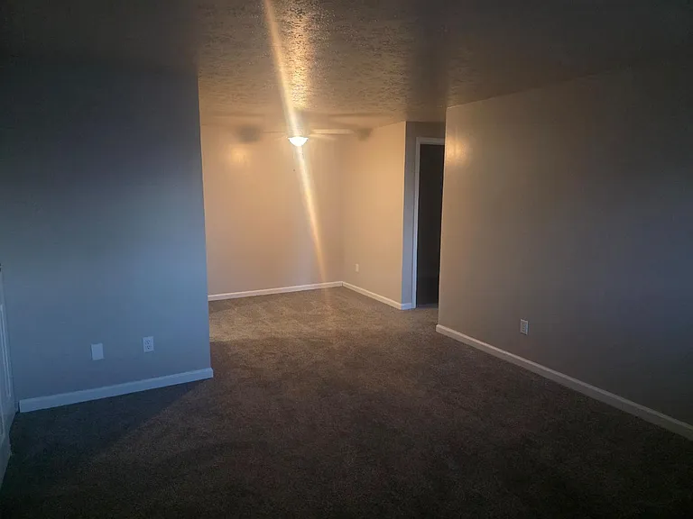 Unit Photo
