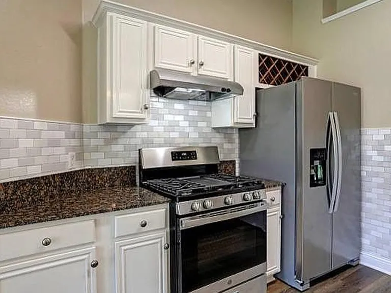 233 Dartmouth Dr — Photo 15