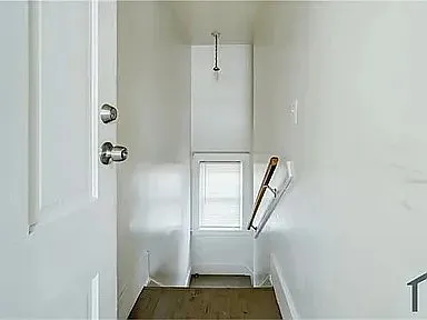 North — Photo 2