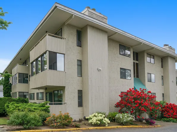 18620 52nd Ave W APT 134, Lynnwood, WA 98037