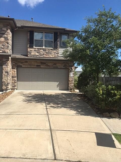 1st image of 6486 Calgary Woods Ln