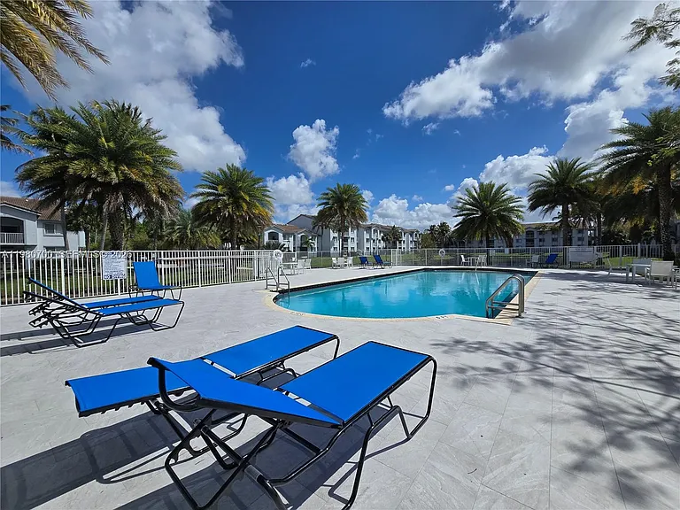 2620 S University Dr #109 — Photo 21