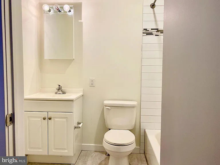 1300 Spruce St #1E — Photo 3