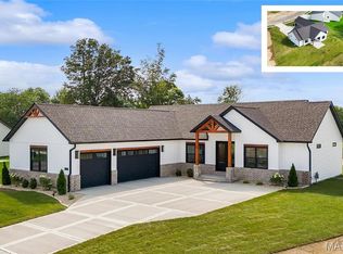 577 Tea Olive Blvd, Ofallon, IL 62269