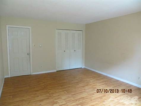 115 oak lane unit 8. 2