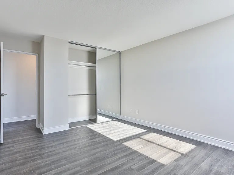 500 Duplex Ave #1606 — Photo 13