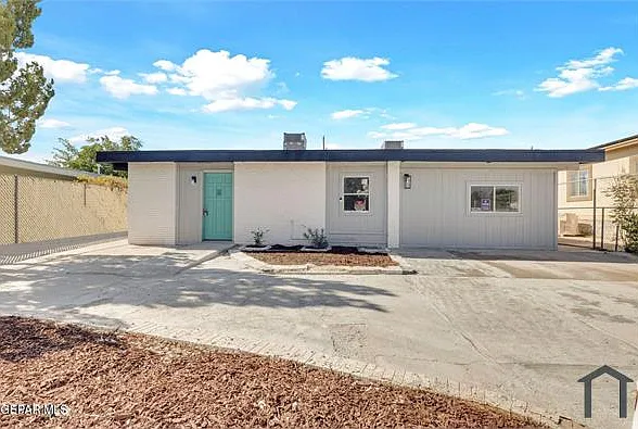 2 bed, 650 sqft, $975 — Photo 2