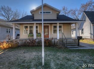 460 Graceland St NE, Grand Rapids, MI 49505